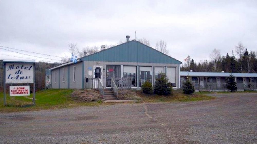Motel De L'Anse Port-Daniel Exterior photo